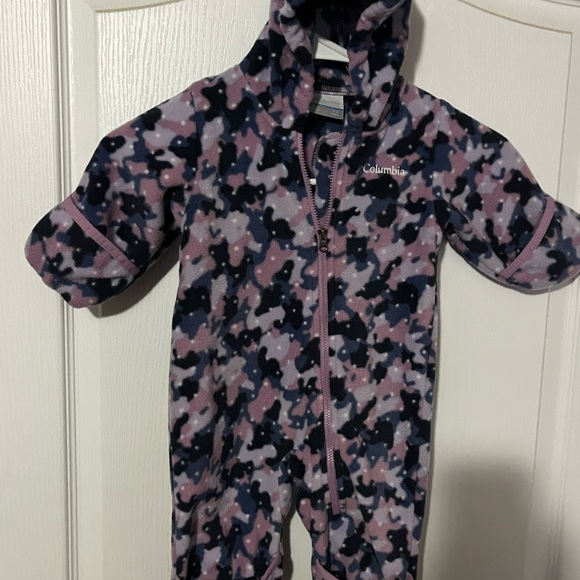 Columbia Kids' Pink and Navy Patterned Footie - Picture 1 of 3